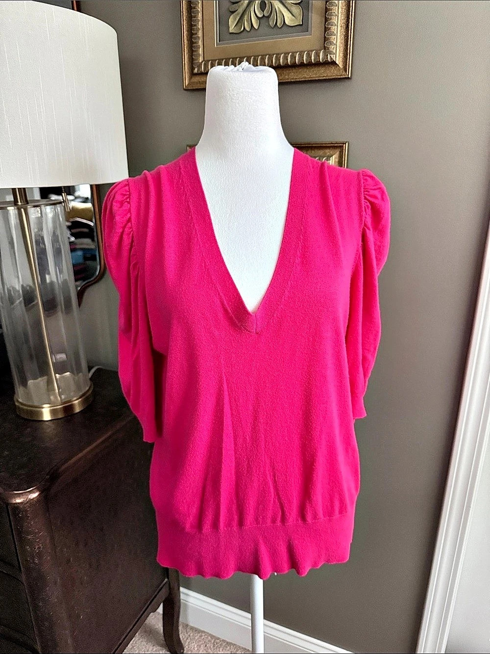 White House Black Market Ruched Sleeve V-Neck Pullover Pink Medium
